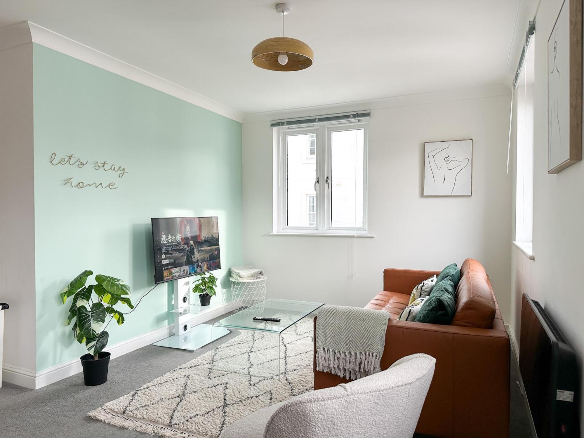 Luxury 2 Bedroom City Centre Apartment - Secure Parking - Amazing Location! Canterbury Exteriör bild