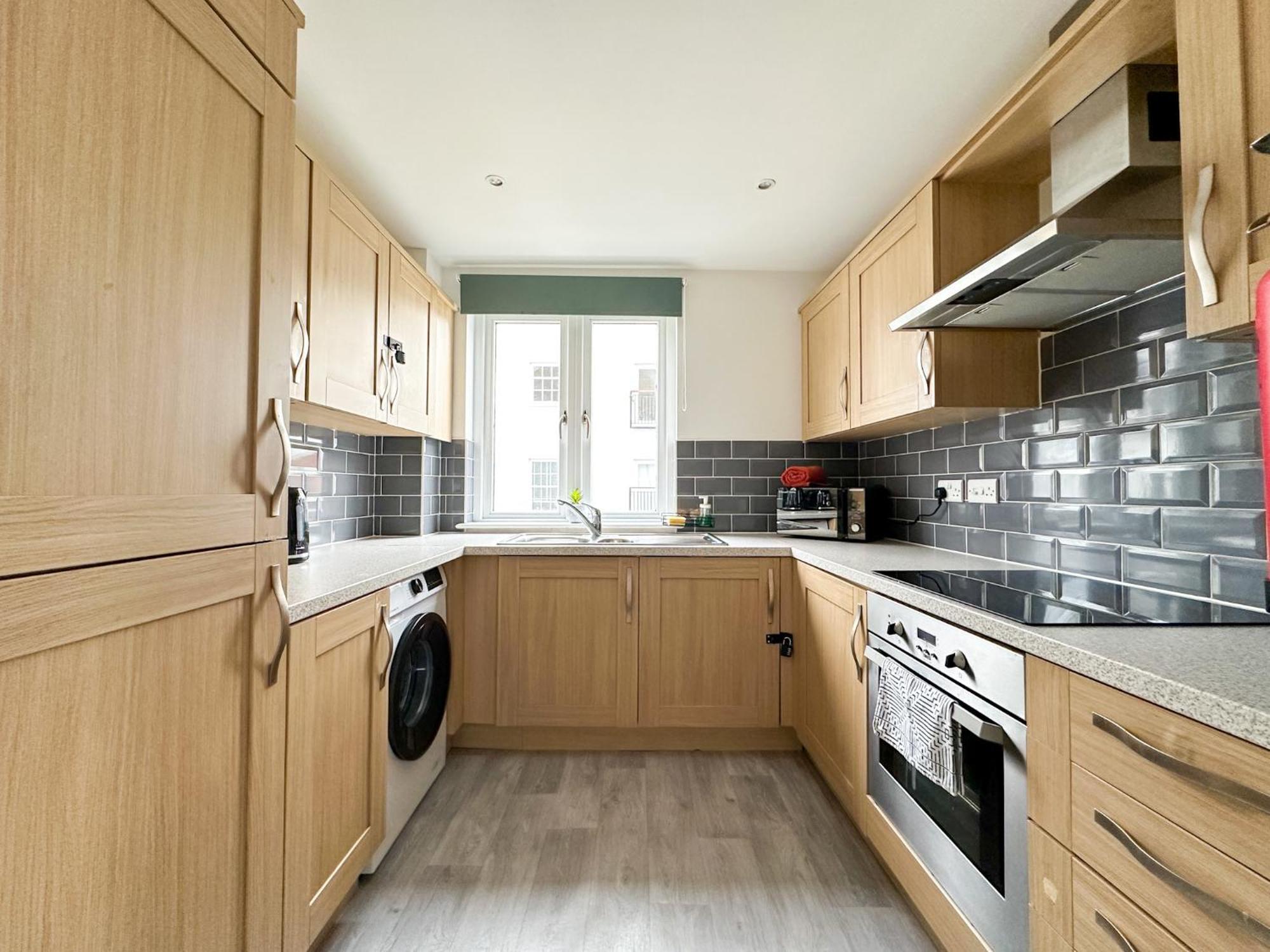 Luxury 2 Bedroom City Centre Apartment - Secure Parking - Amazing Location! Canterbury Exteriör bild